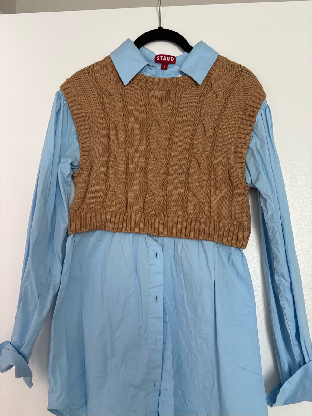 STAUD Camel Cable Knit Cropped Sweater Vest